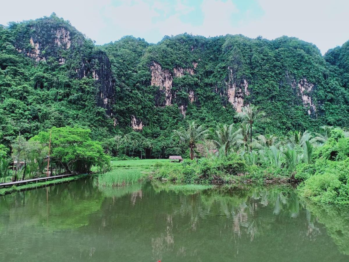 Гостевой дом Kampoeng Karst Rammang Rammang Kasijala Экстерьер фото