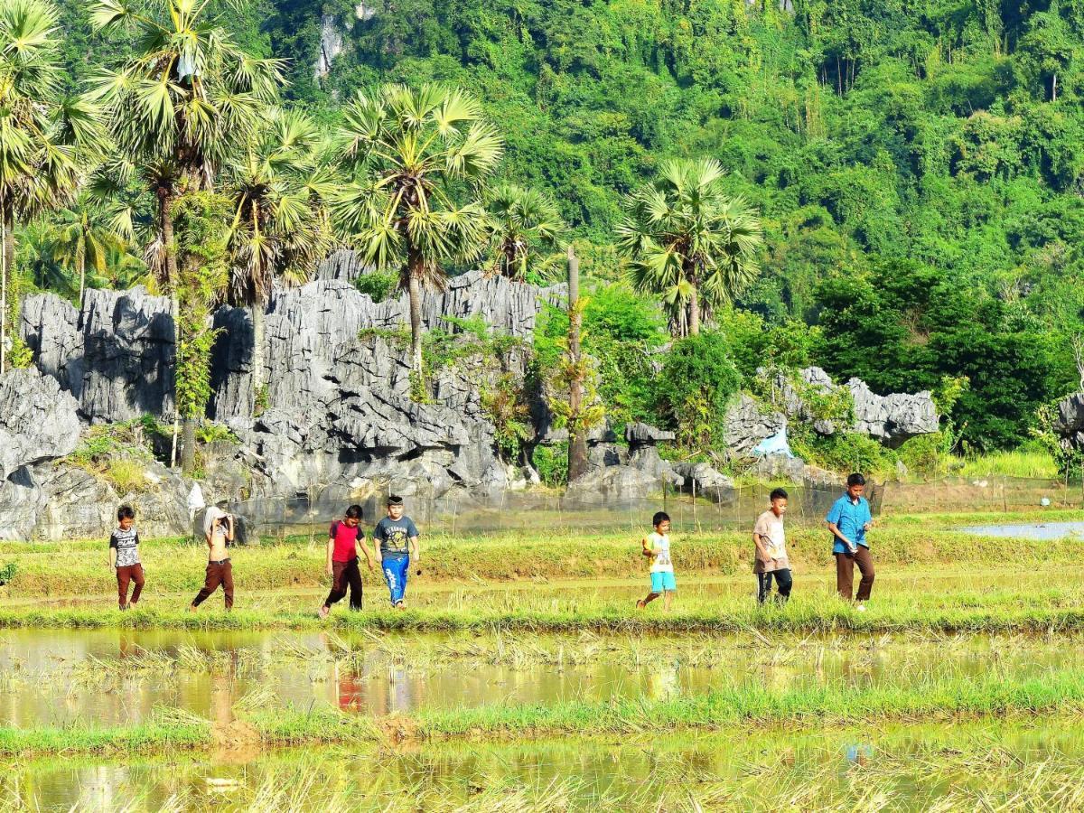 Гостевой дом Kampoeng Karst Rammang Rammang Kasijala Экстерьер фото