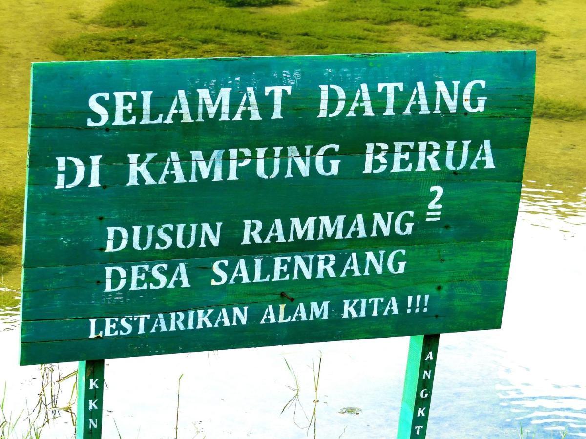 Гостевой дом Kampoeng Karst Rammang Rammang Kasijala Экстерьер фото