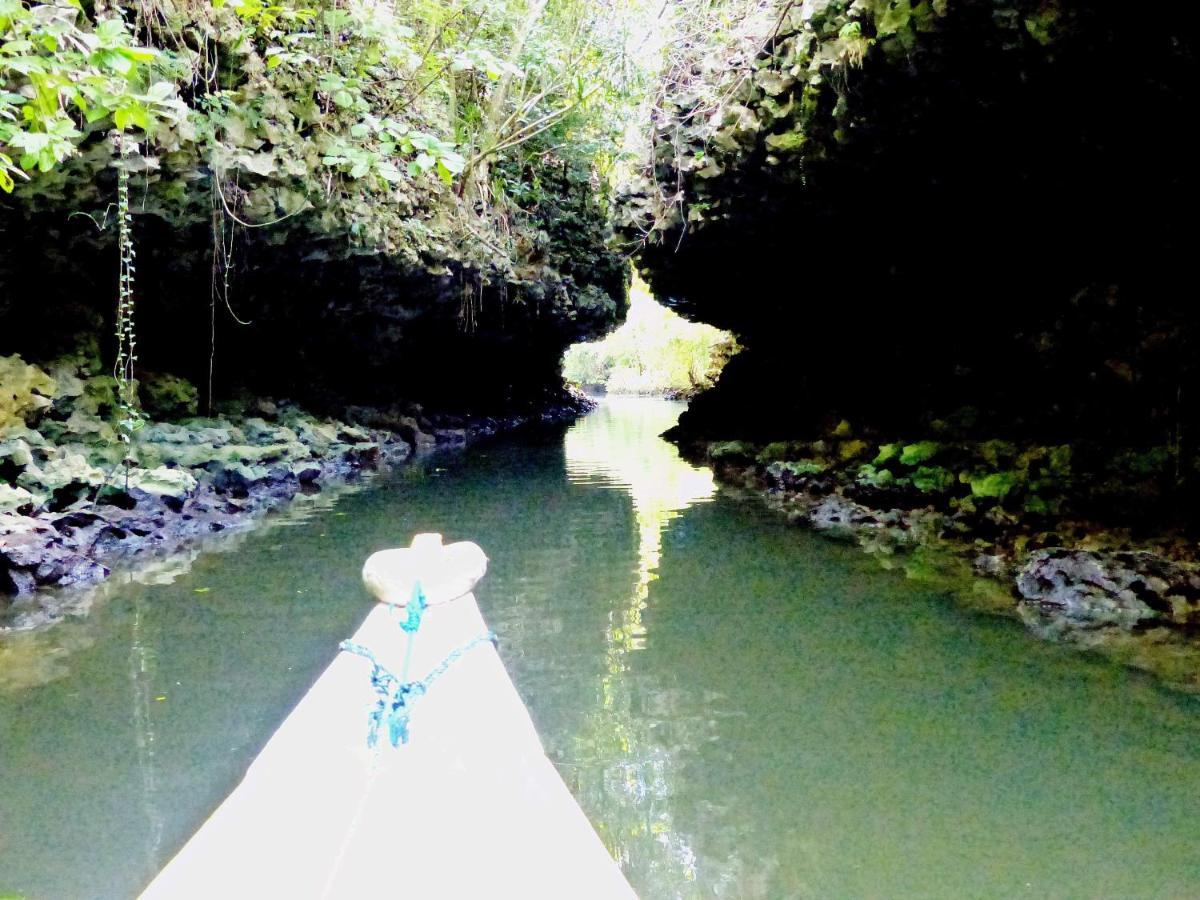 Гостевой дом Kampoeng Karst Rammang Rammang Kasijala Экстерьер фото