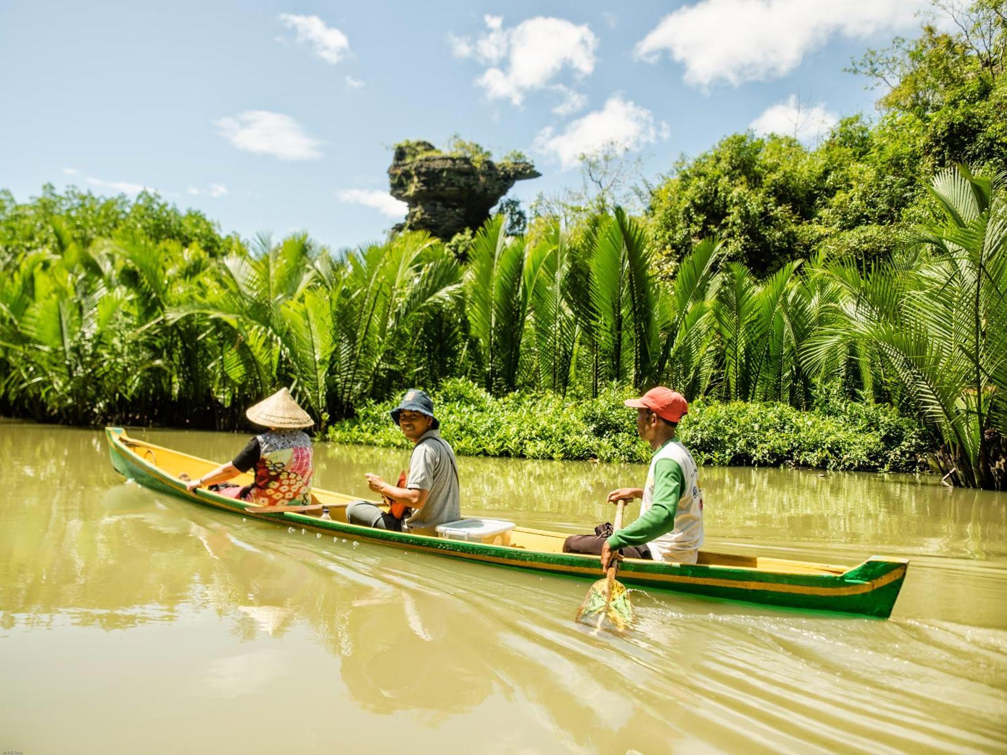 Гостевой дом Kampoeng Karst Rammang Rammang Kasijala Экстерьер фото